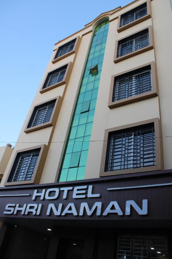 Maruti Group Of Hotels - Shri Naman Nāthdwāra Kültér fotó