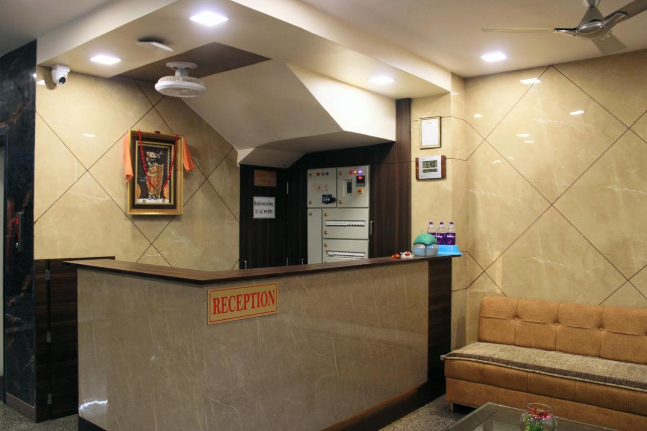 Maruti Group Of Hotels - Shri Naman Nāthdwāra Kültér fotó